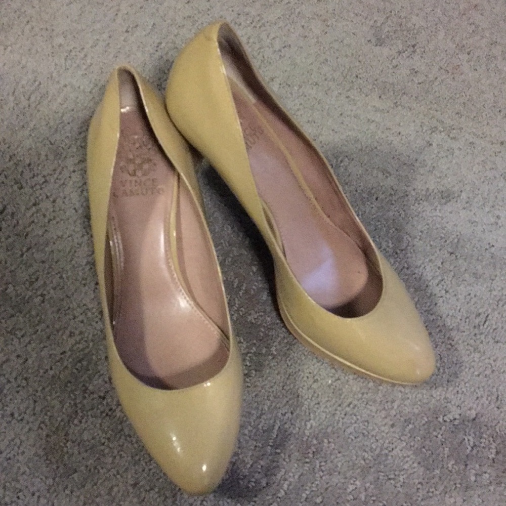 Vince Camuto patent leather heels